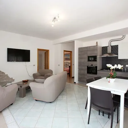 Apartament Grazioso *